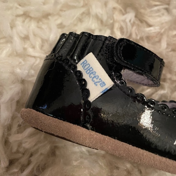 Robeez Mary Jane style Infant Black Patent Leather dress shoe-Size 2 (3-6 mo) - Picture 9 of 15